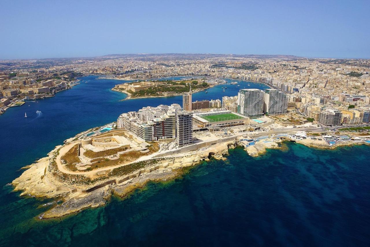 Marvellous Apartment With Valletta And Harbour Views Sliema Esterno foto
