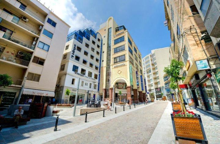 Marvellous Apartment With Valletta And Harbour Views Sliema Esterno foto